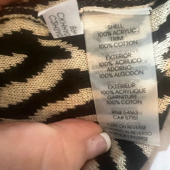 Calvin Klein Animal Print Sweater Shirt Tail Top Size Medium Zebra Leopard - Picture 4 of 5